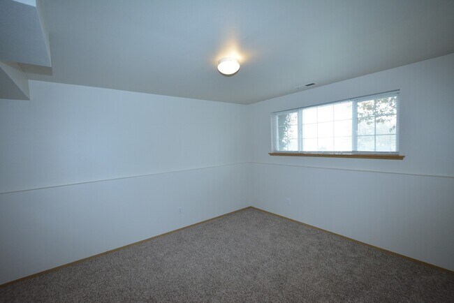 Building Photo - 11212 67th Ave Ct E