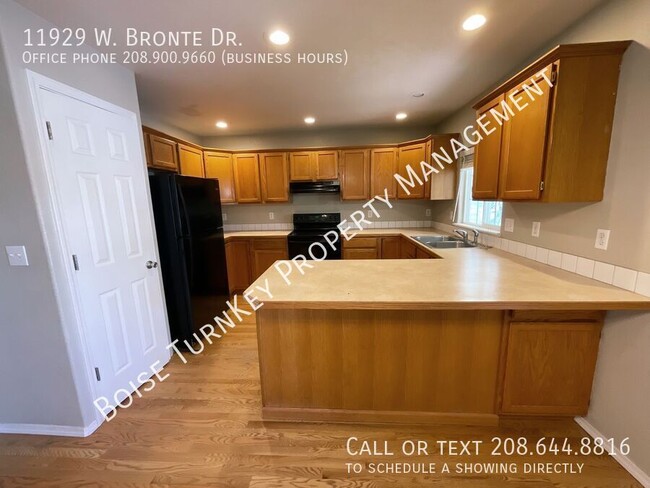 Building Photo - 11929 Bronte Dr