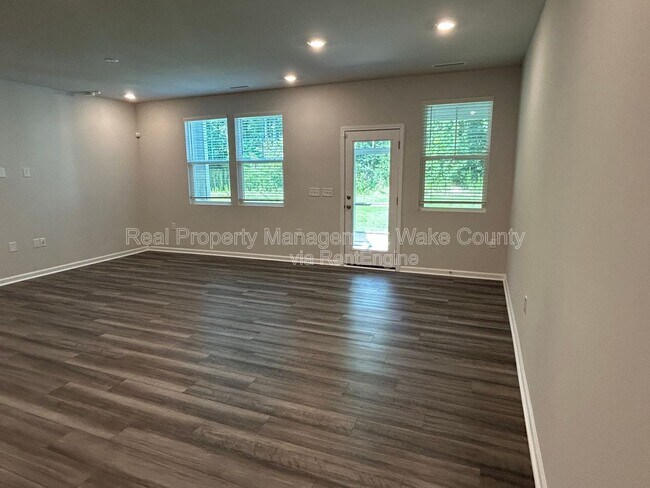 Building Photo - 1605 Emory Rdg Wy