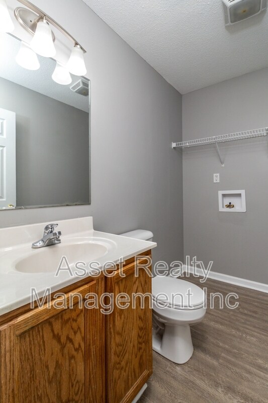 Building Photo - 4751 Scepter Way