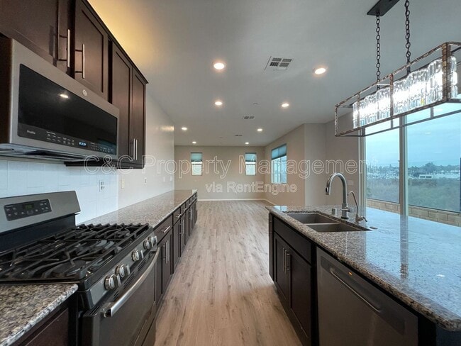 Building Photo - 4860 Ballast Ln