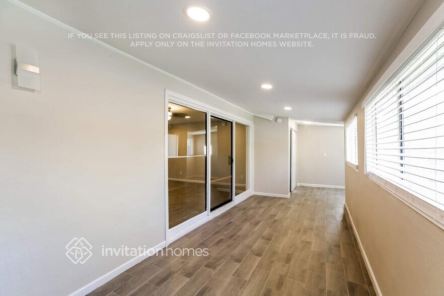 Building Photo - 3415 W Elm St