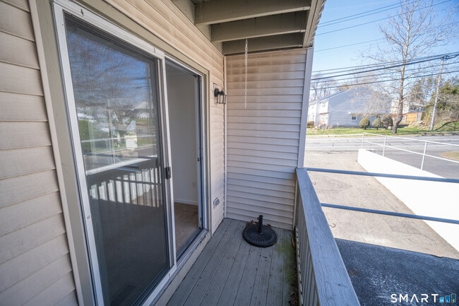 Building Photo - 3236 Madison Ave