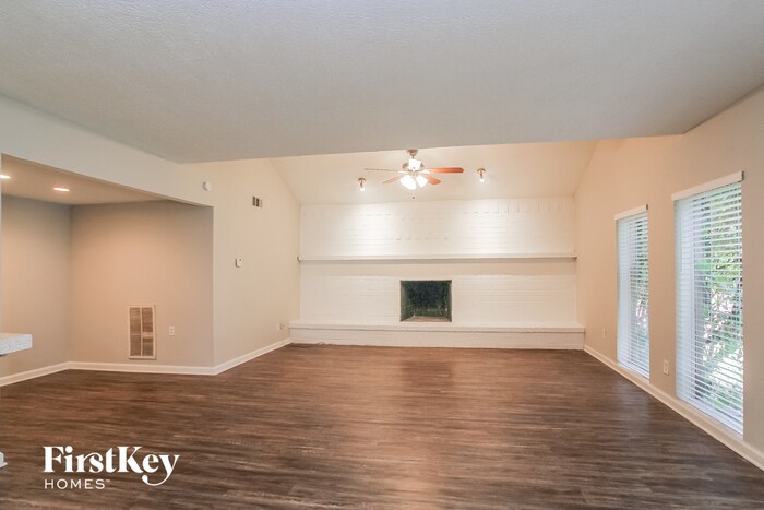 Building Photo - 17803 S Cypress Villas Dr