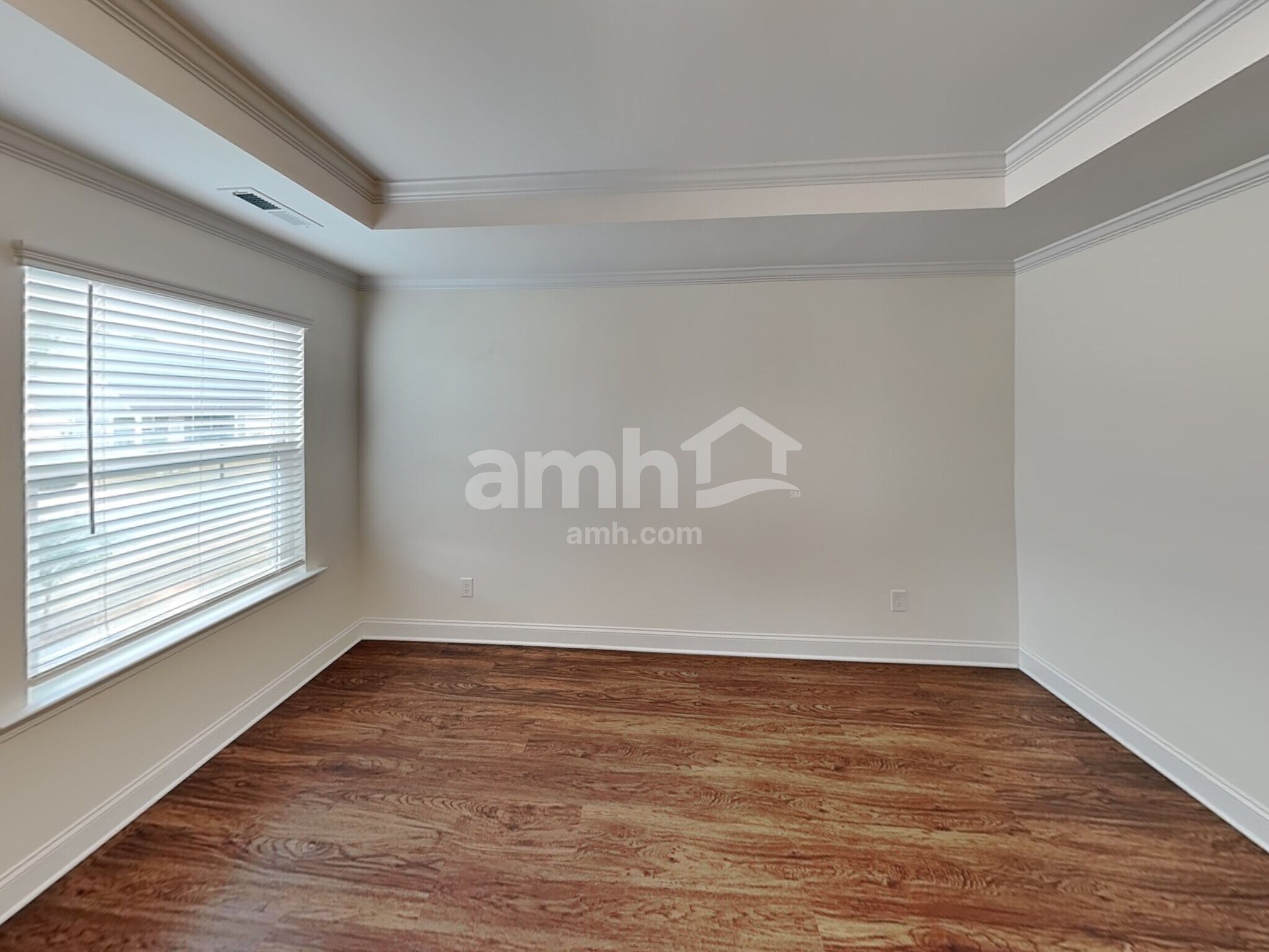 Building Photo - 427 Catawba St