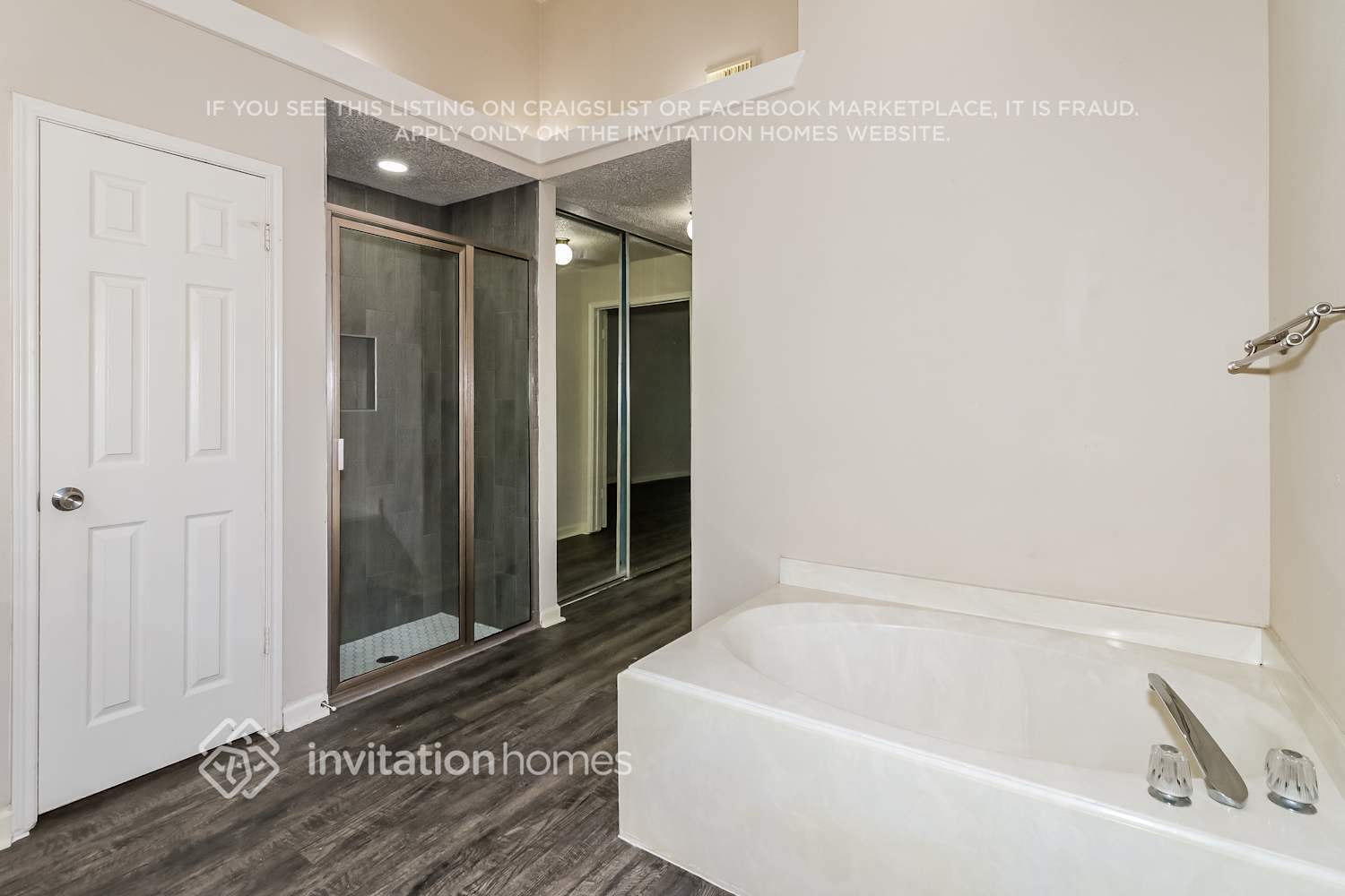 Building Photo - 22947 Benbury Dr