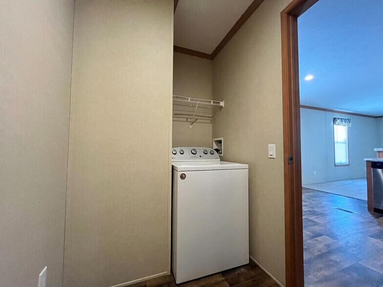 Building Photo - 1428 Georgia St