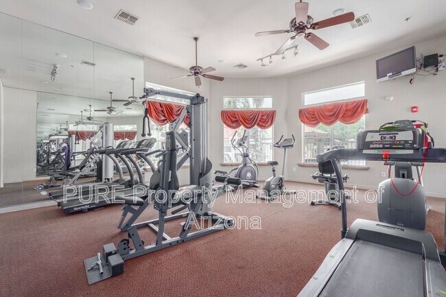 Building Photo - 1920 E Bell Rd