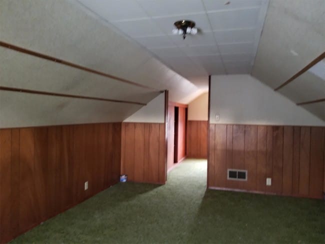 Building Photo - 711 E 5th St