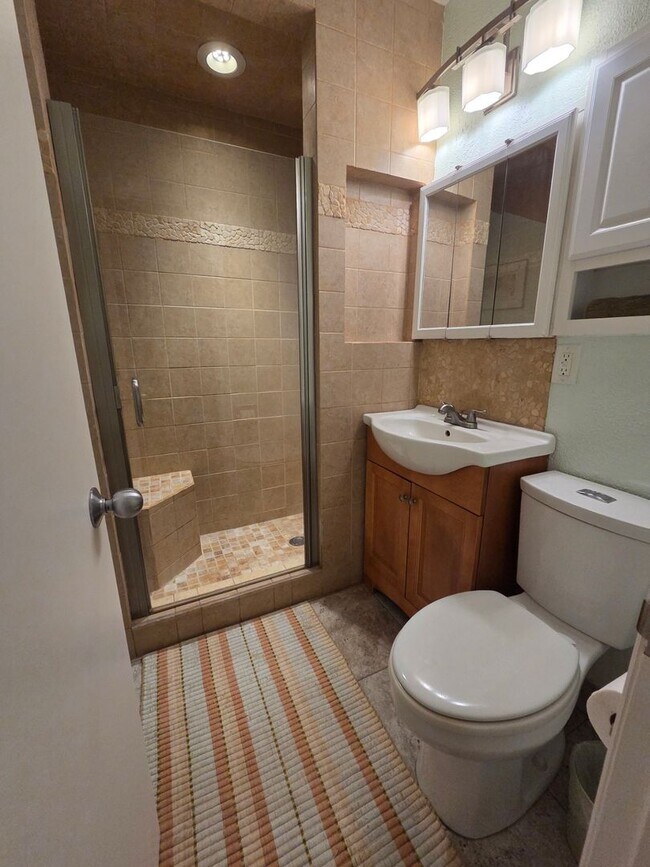 Building Photo - Fully furnished 2 bedrooms in Kauhale Nani