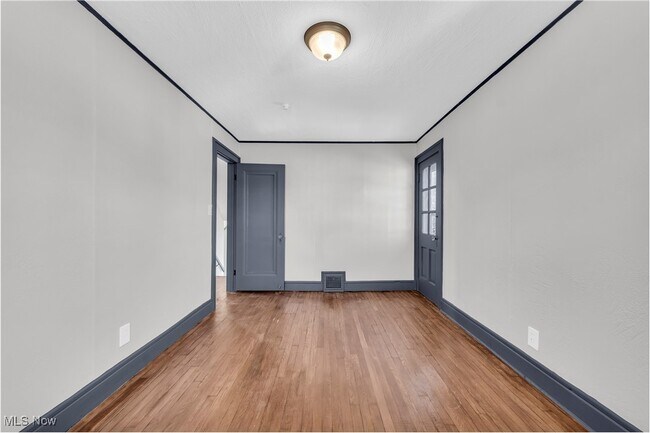 Building Photo - 8302 Pinegrove Ave