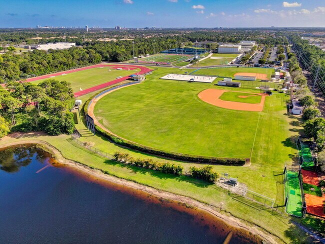 Building Photo - 4991 Bonsai Cir
