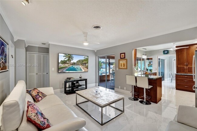 Building Photo - 4060 NE 26th Ave