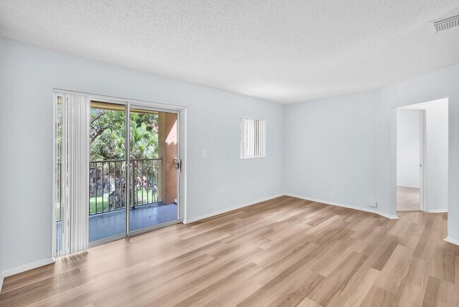 Building Photo - 6889 NW 173rd Dr