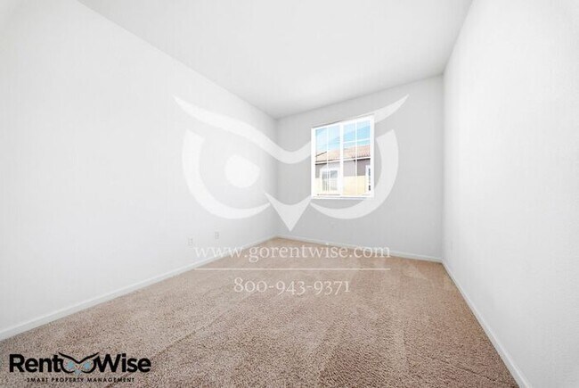 Building Photo - 1583 Sylvia St