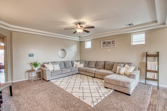 Building Photo - 4716 Christian Azcarate St