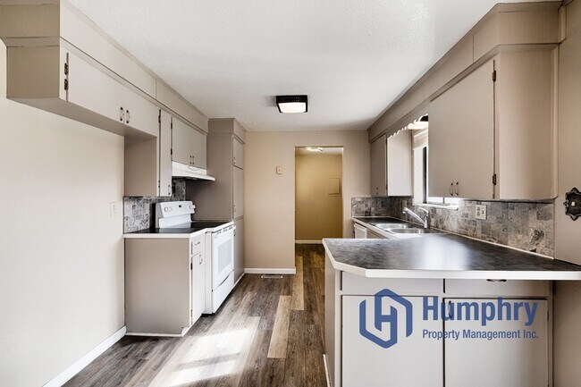 Building Photo - Nice home located off of Cleveland Blvd. near downtown Caldwell