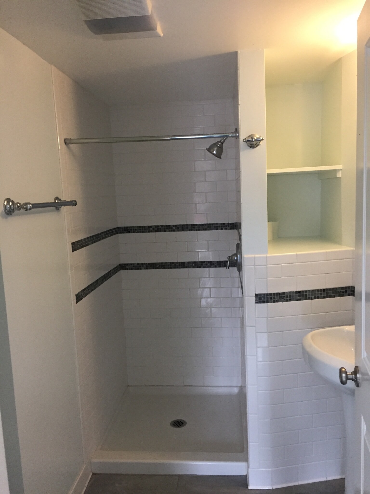 Bathroom - 6537 Beach Dr SW