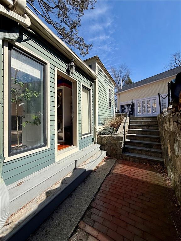 Building Photo - 367 Benefit St