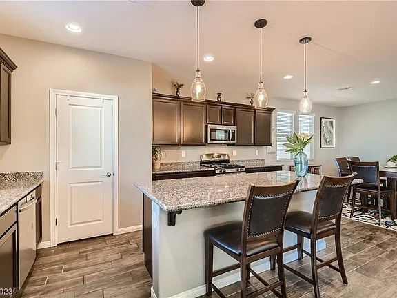 Building Photo - 8044 Bear Canyon St