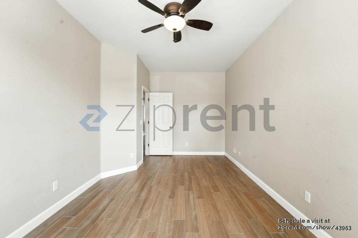 Building Photo - 6841 S 26th Pl