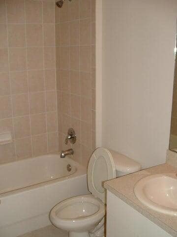 Building Photo - 2904 Hidden Hills Rd