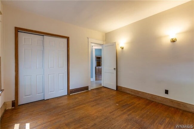 Building Photo - 237 North Park Ave