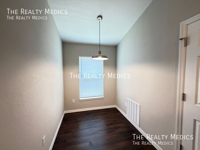 Building Photo - 13585 SW 42 Ave