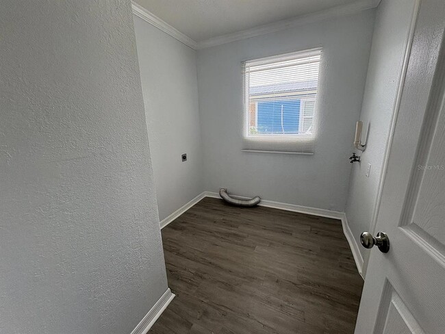 Building Photo - 2203 Cochran St