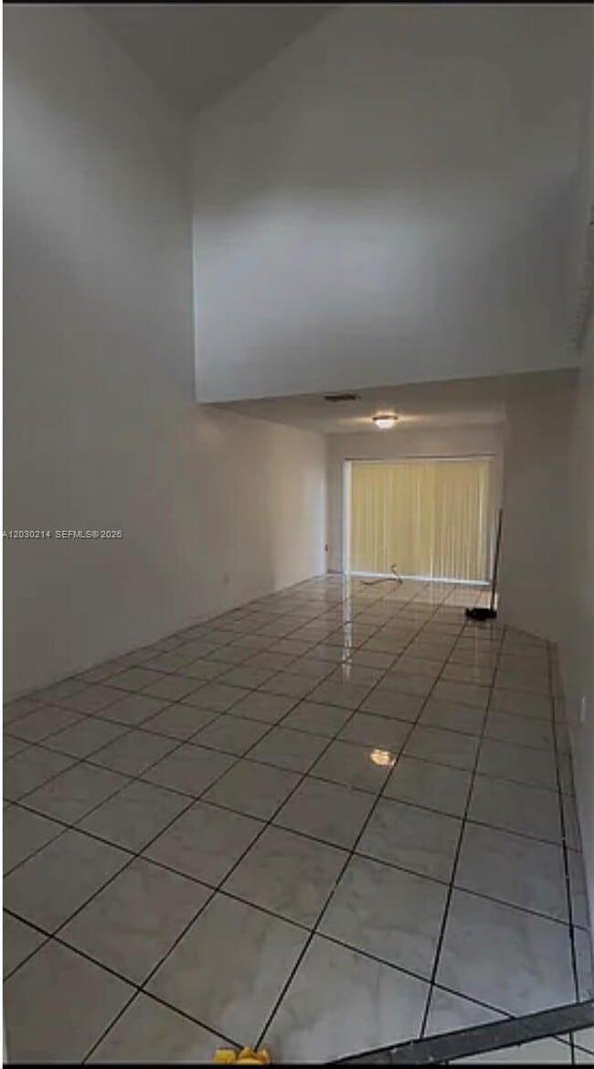 Building Photo - 127 SW 159th Way