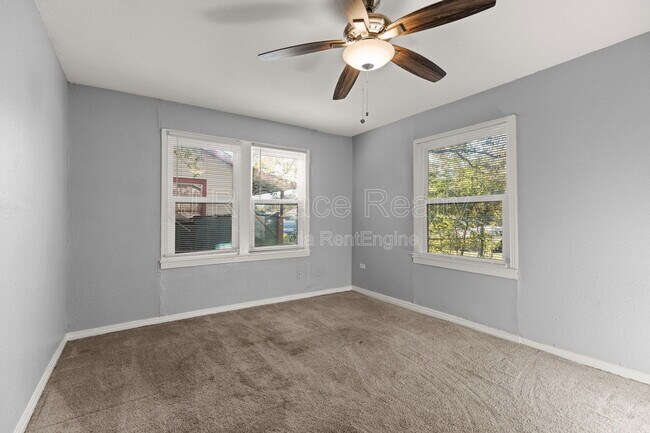 Building Photo - 3621 Redbird St