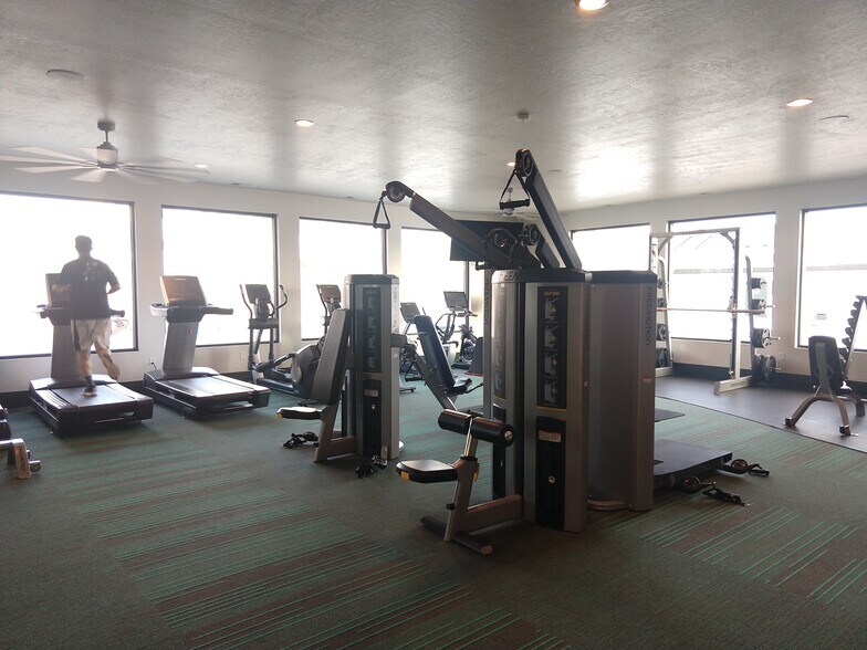 Building Photo - 335 S 1540 E