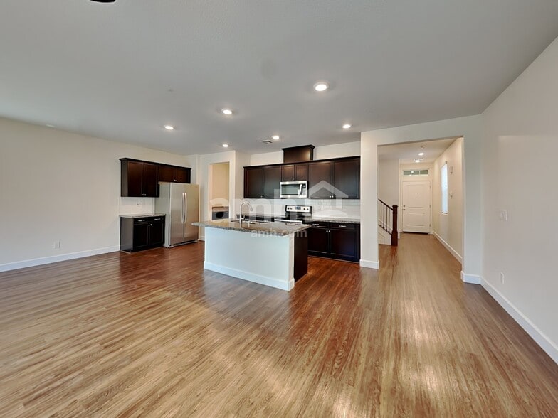 Building Photo - 9289 Baylee Bay Court