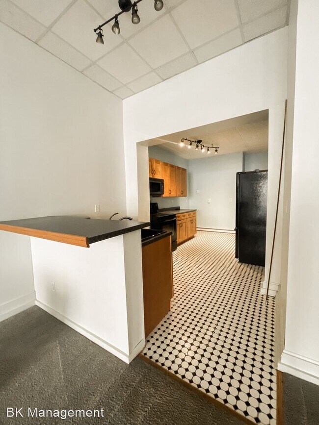 Building Photo - 2 br, 2.5 bath House - 509 Columbia Street