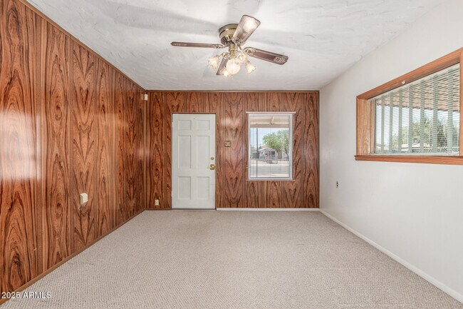 Building Photo - 1116 E Cocopah St
