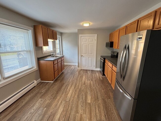 Building Photo - The Townhomes at China Lake LLC