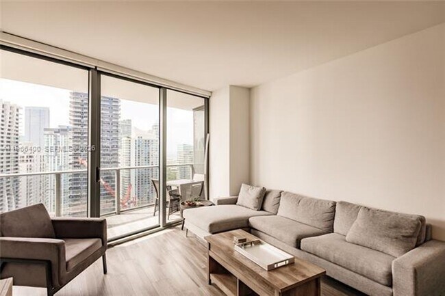 Building Photo - 801 S Miami Ave