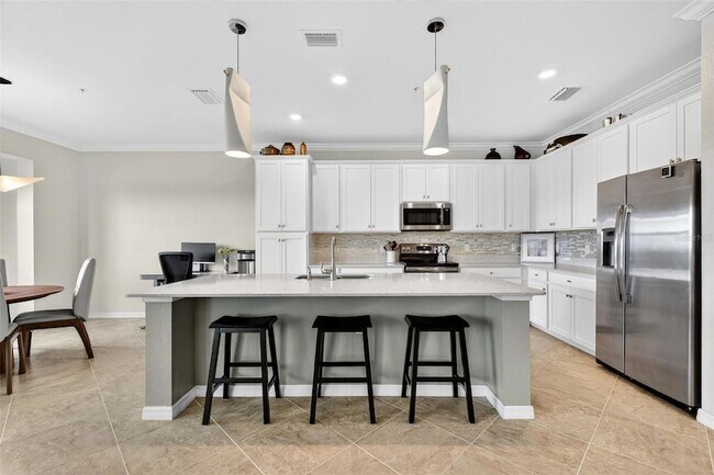 Building Photo - 17520 Gawthrop Dr