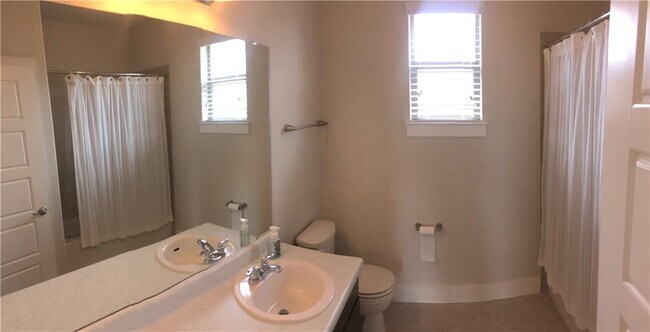 Building Photo - 2101 Rivers Edge Way