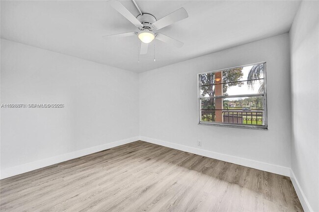 Building Photo - 1200 SW 124th Terrace