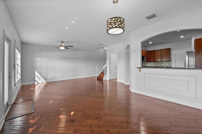 Building Photo - 4205 Bamboo Palm Ct