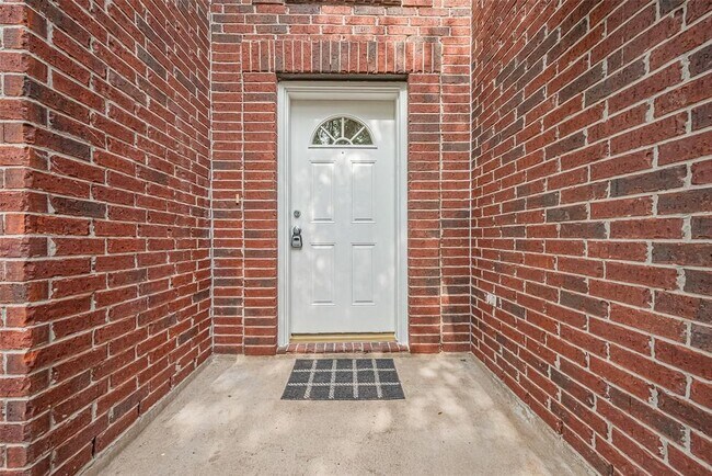 Building Photo - 5731 Afton Ridge Ln