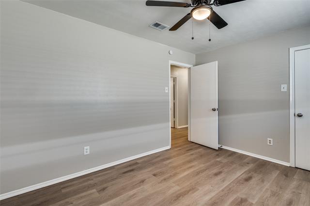 Building Photo - 3034 Conflans Rd
