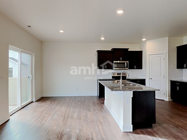 Building Photo - 19311 17th Ave Ct E