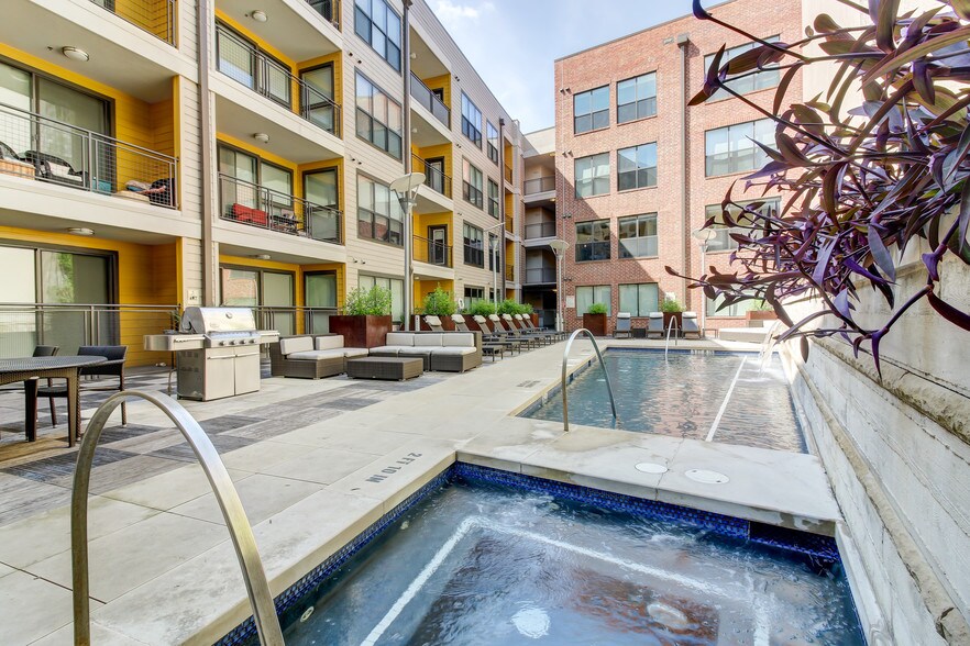 Cole Apartments 300 S Lamar Blvd Austin TX 78704 Apartment Finder