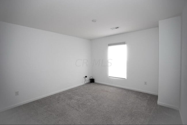 Building Photo - 4978 Crestbrook Dr