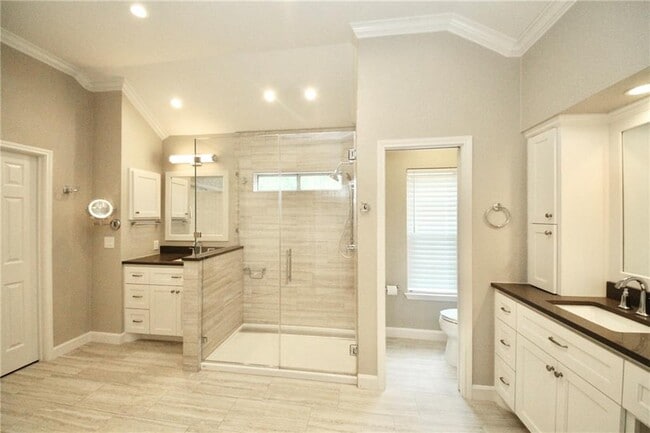 Building Photo - 8910 Marybank Dr