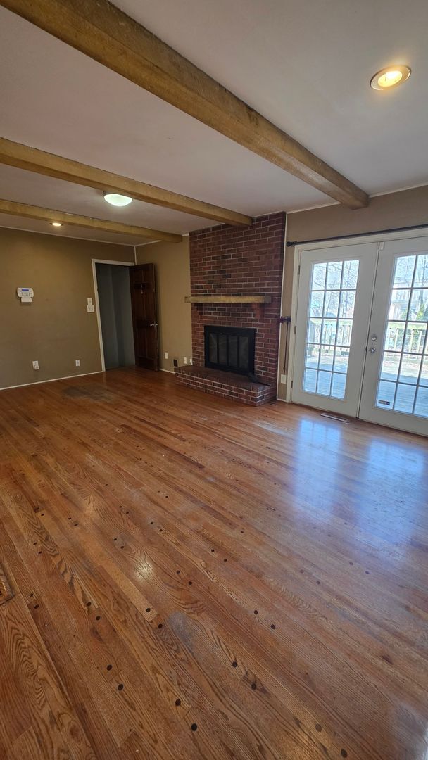 Building Photo - !!COMING SOON!! Beautiful 3BR 2 BA Home w/ Large Backyard • Full Appliance Suite • 2-Car Garage i...