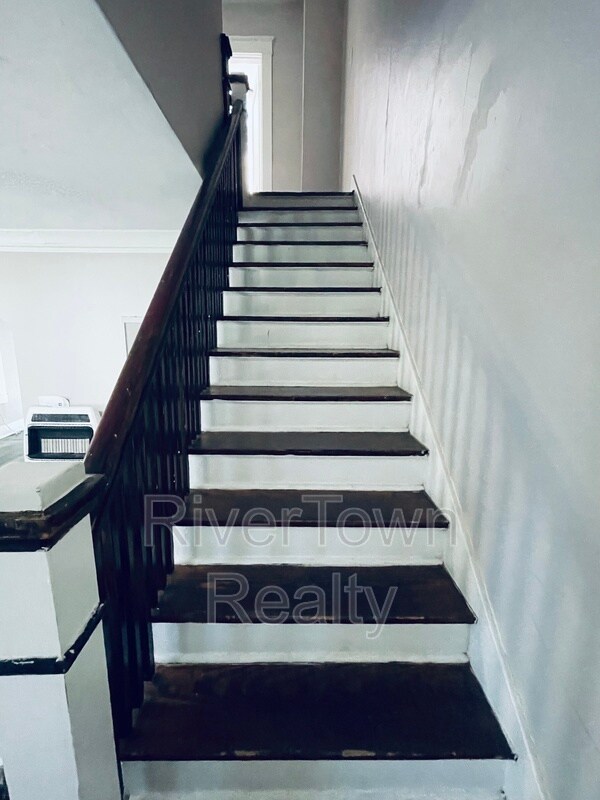 Building Photo - 3635 Carnes Ave