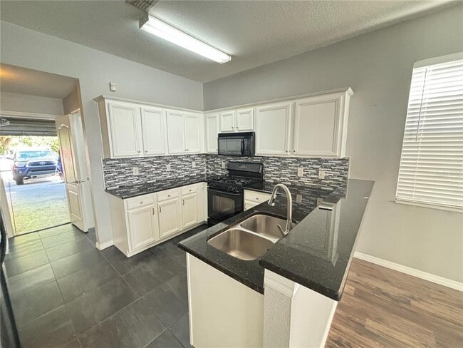 Building Photo - 20625 Great Laurel Ave